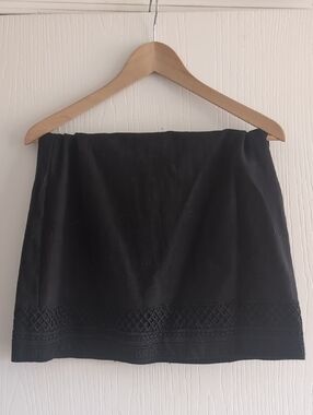 Black Crochet Hem Mid Skirt - Women Size 4